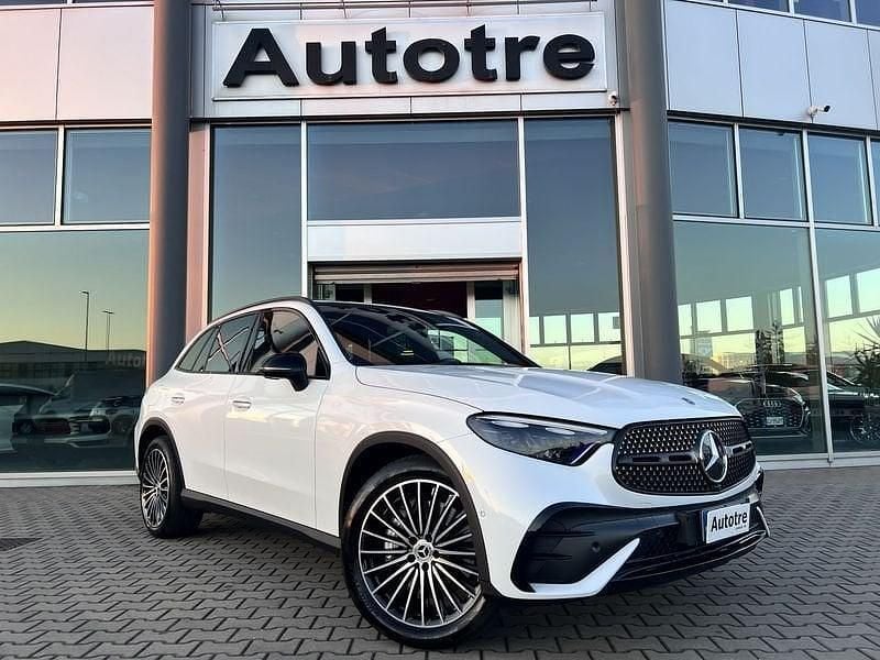 Bianco Usata 2024 Mercedes GLC450 AMG Line Premium Plus SUV | 80.900 € - Immagine 1/4