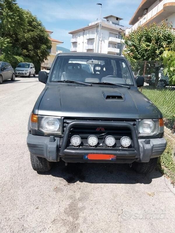 Usata 1991 Mitsubishi Pajero SUV | 7500 € - Immagine 1/4