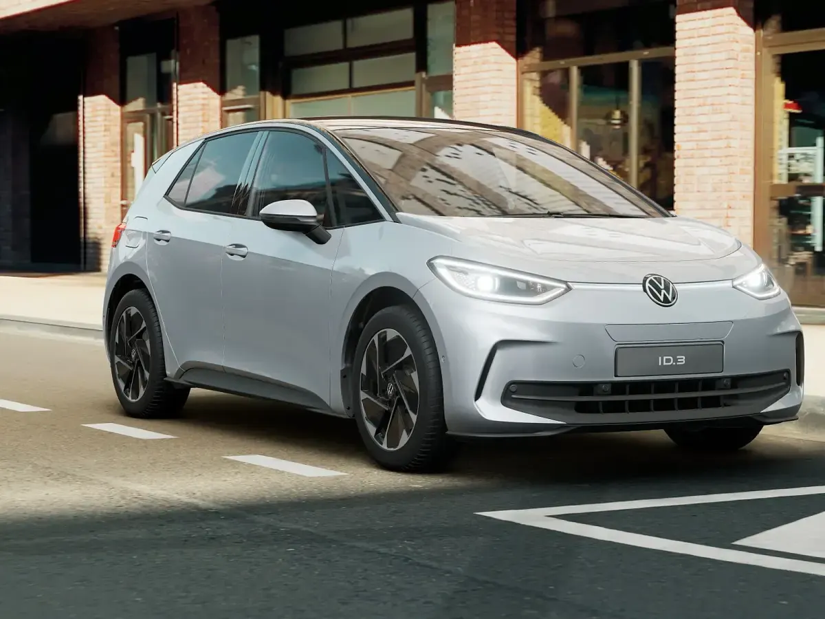 Nuova VW ID.3 Pro 150 kW (204 CV) 2026 Scale silver metallizzato nero Utilitaria