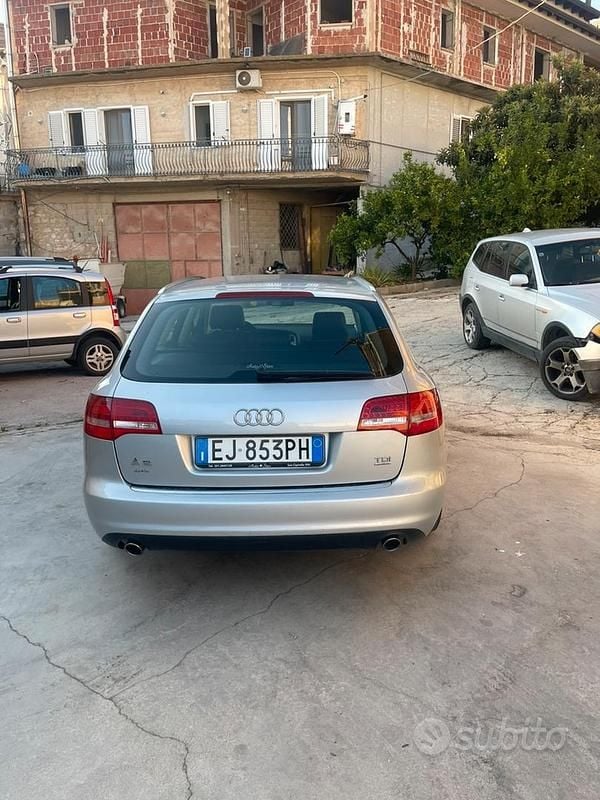 Usata Audi A6 240 CV (176 kW) 2011 Grigio Station wagon