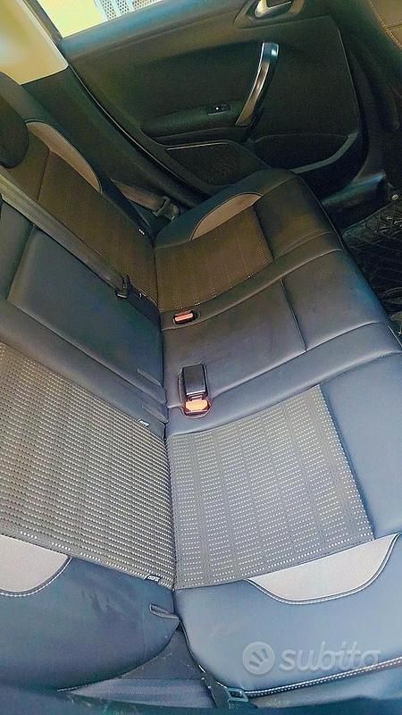 Usata Peugeot 2008 2013 Grigio SUV