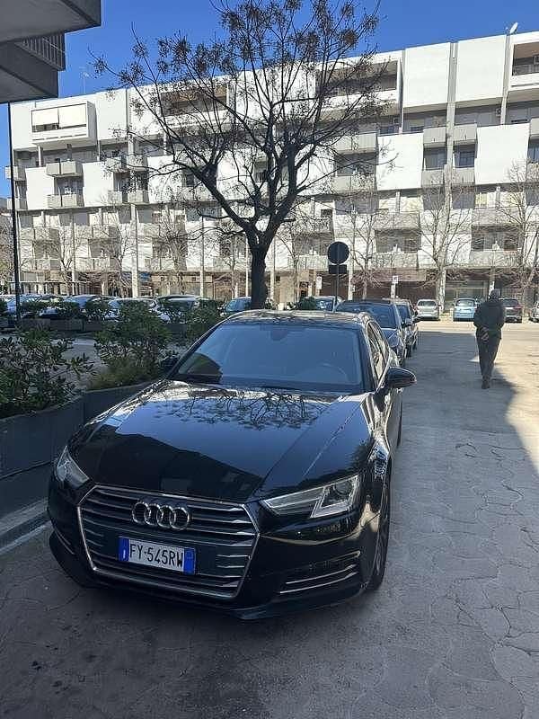 Usata Audi A4 Business Plus 150 CV (110 kW) 2017 Nero Station wagon