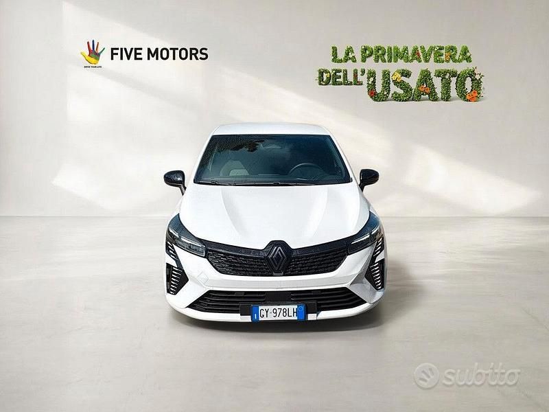 Usata Renault Clio V Techno 101 CV (74 kW) 2025 Bianco Berlina