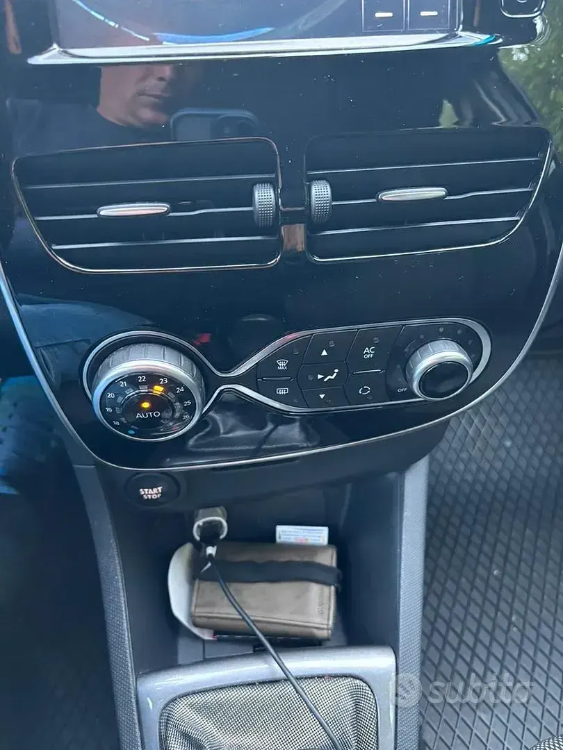 Usata Renault Clio 2015 Grigio Utilitaria