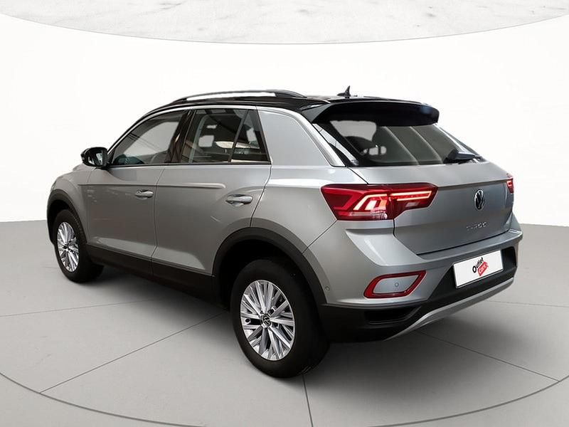 Usata VW T-Roc Life 116 CV (85 kW) 2025 Pyrit silver metallizzato nero SUV