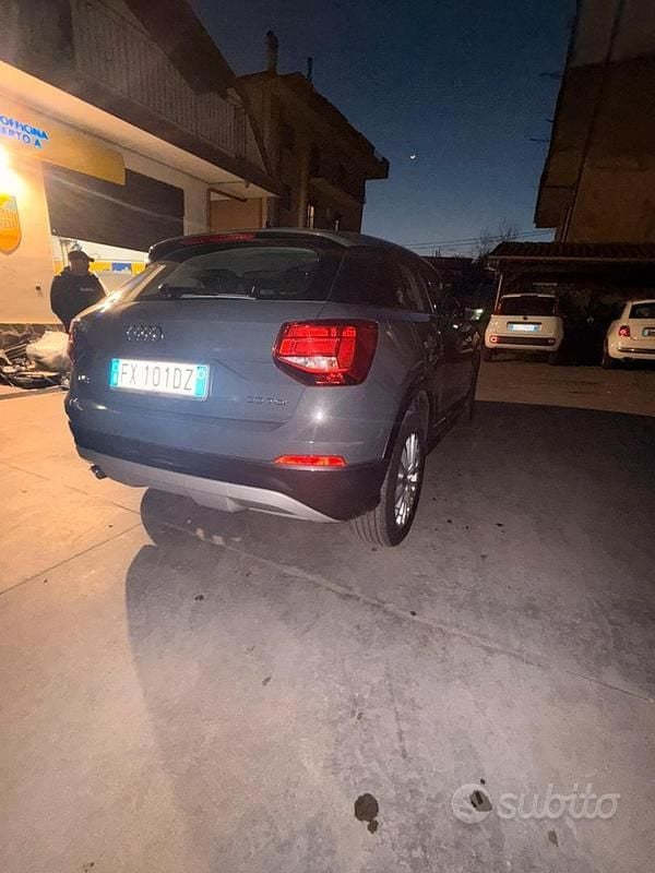 Usata Audi Q2 116 CV (85 kW) 2019 Grigio SUV