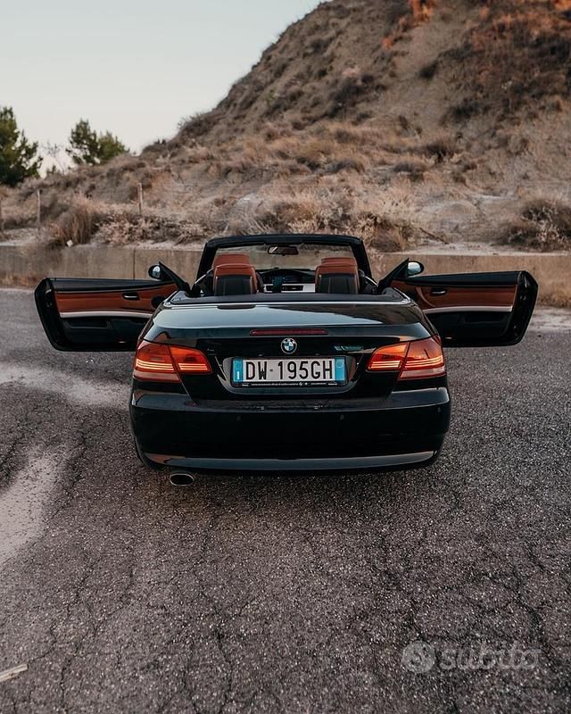 Usata BMW 320 Cabriolet 177 CV (130 kW) 2009 Nero Cabrio