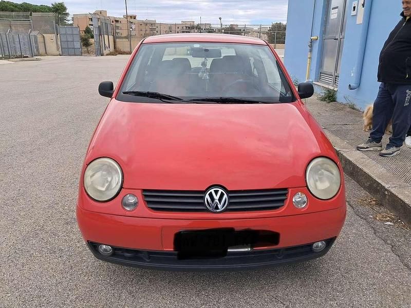 Usata VW Lupo Trendline 50 CV (36 kW) 1999 Rosso Utilitaria
