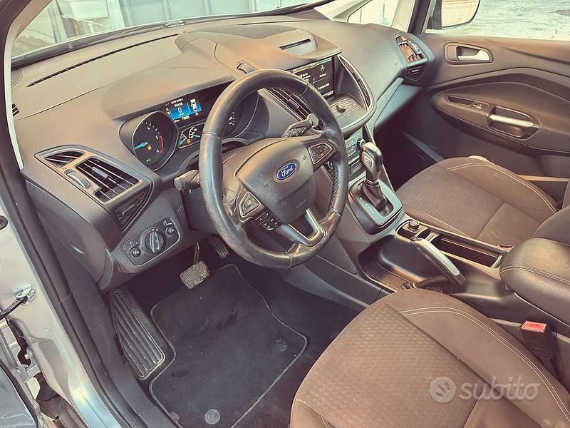 Usata Ford C-MAX 145 CV (106 kW) 2015 Grigio Monovolume