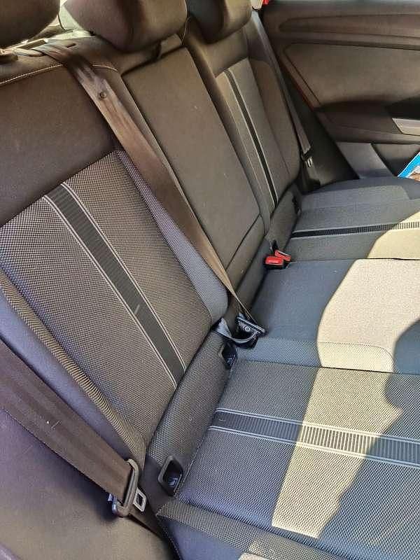 Usata VW T-Roc Advance 116 CV (85 kW) 2019 Rosso SUV