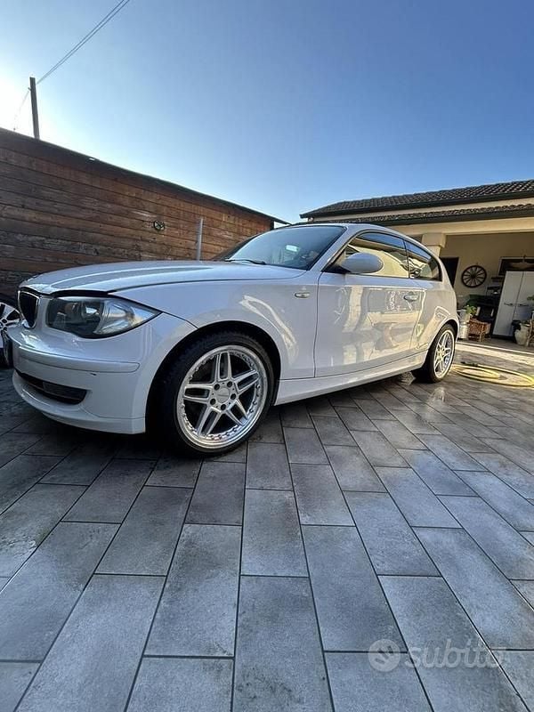 Używany BMW 118 2009 Hatchback