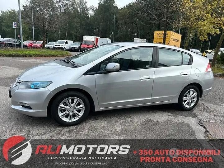 Grigio Usata 2009 Honda Insight Elegance Tre volumi | 5990 € (Buon prezzo) - Immagine 1/4