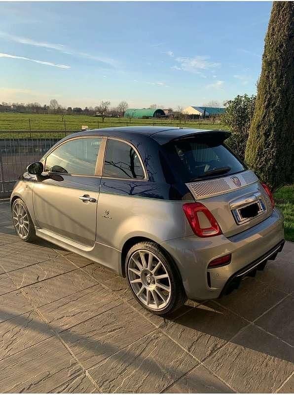Usata Abarth 695 179 CV (131 kW) 2018 Utilitaria