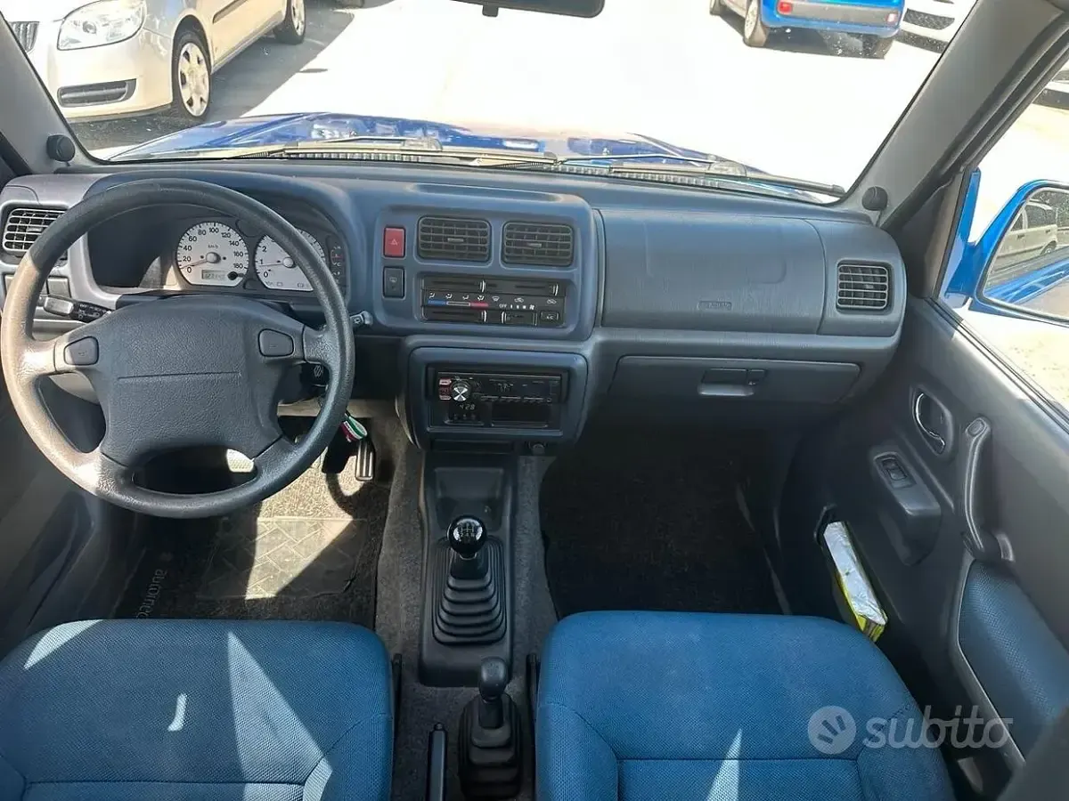 Usata Suzuki Jimny 82 CV (60 kW) 2002 Blu SUV