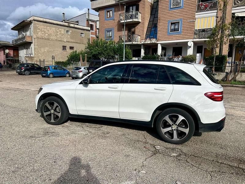 Usata Mercedes GLC220 170 CV (125 kW) 2018 Bianco SUV