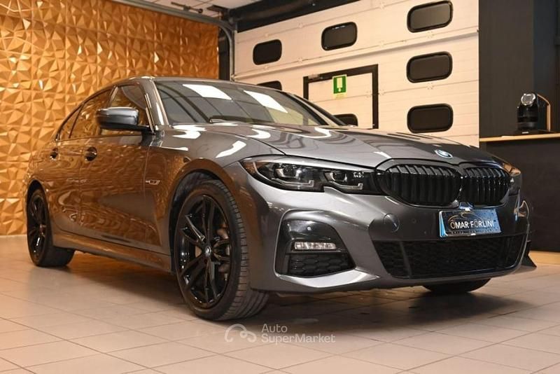Usata BMW M3 M Sport 292 CV (214 kW) 2022 Gray Berlina