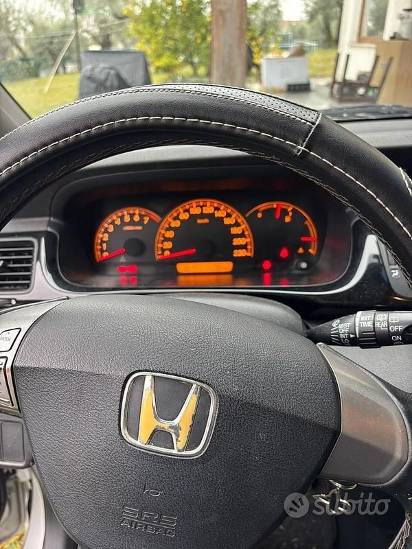 Usata Honda FR-V 2007 Grigio Monovolume