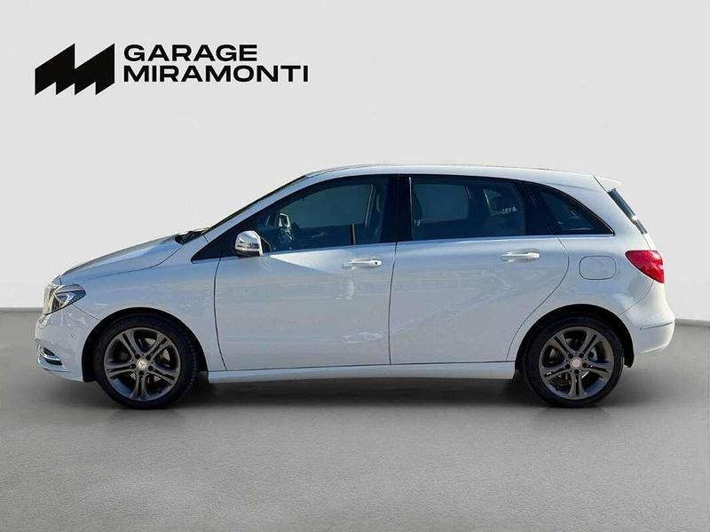 Usata Mercedes B200 Executive 136 CV (100 kW) 2014 Bianco Monovolume