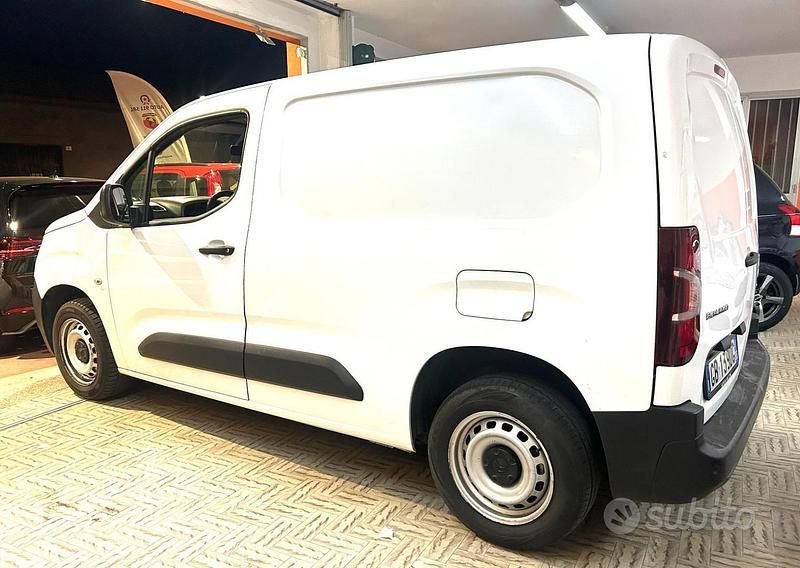 Usata Citroën Berlingo 76 CV (55 kW) 2020 Bianco Monovolume