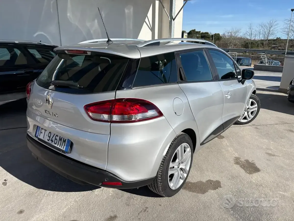 Usata Renault Clio Life 75 CV (55 kW) 2018 Grigio Station wagon