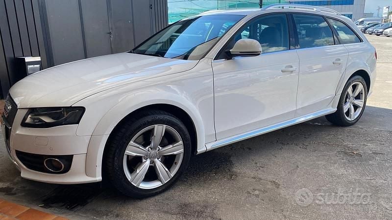 Bianco Usata 2010 Audi A4 Allroad Ambiente Station wagon | 9900 € (Buon prezzo) - Immagine 1/4
