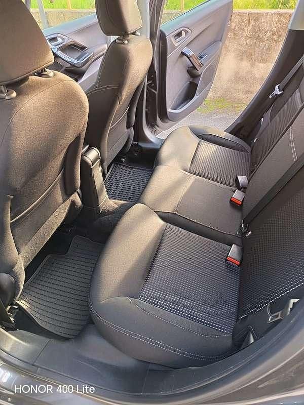 Usata Peugeot 208 Allure 75 CV (55 kW) 2018 Grigio Utilitaria