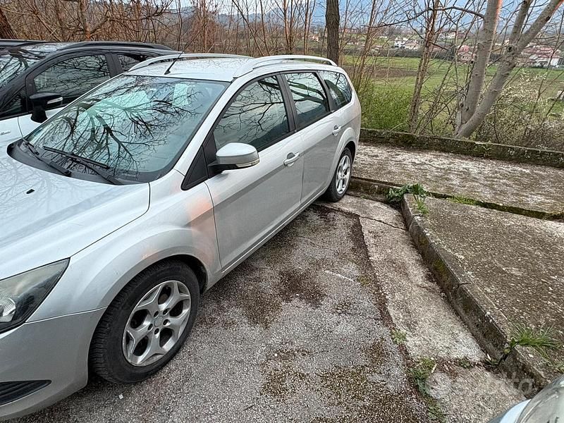 Usata Ford Focus 90 CV (66 kW) 2010 Station wagon