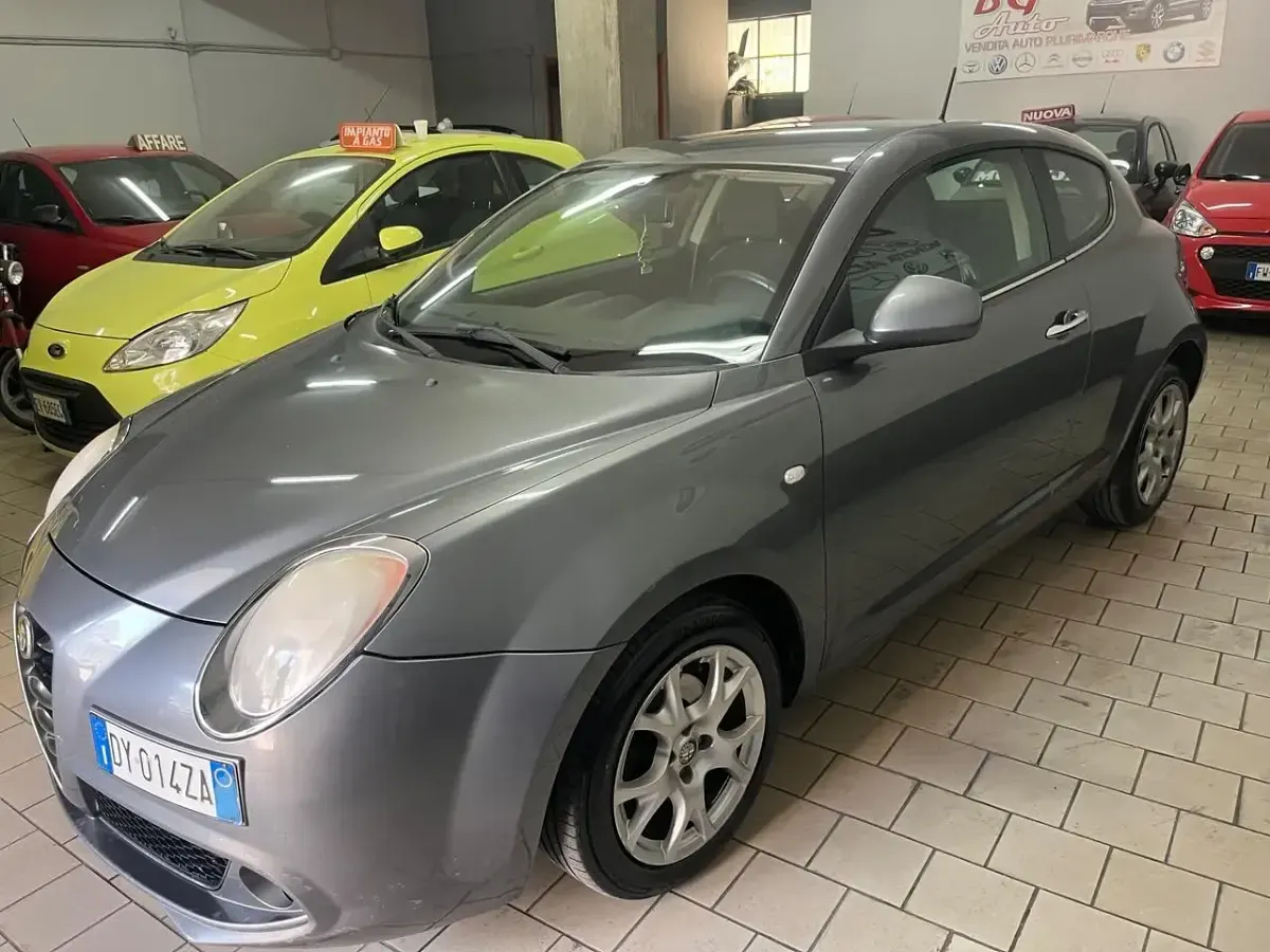 Usata Alfa Romeo MiTo Distinctive 120 CV (88 kW) 2009 Argento Utilitaria