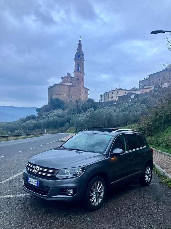 Usata VW Tiguan Trendline 122 CV (89 kW) 2015 Grigio SUV