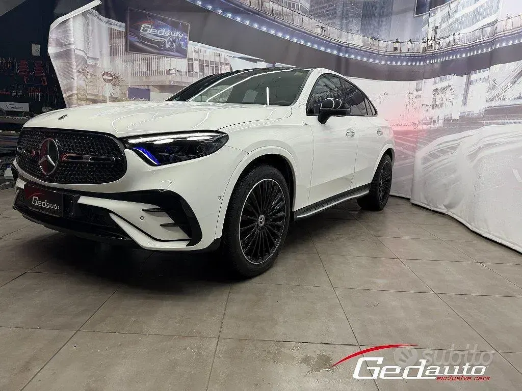 Usata Mercedes GLC200 AMG Line Premium Plus 163 CV (119 kW) 2025 Bianco SUV