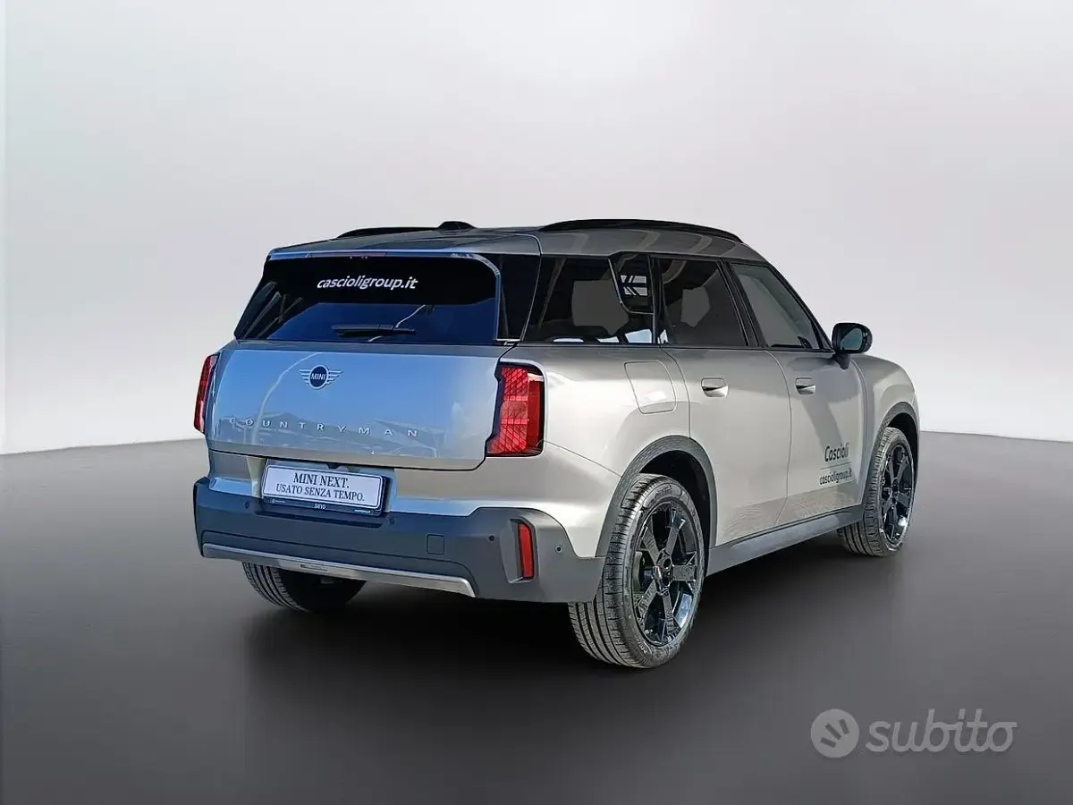 Usata Mini Countryman 156 CV (114 kW) 2024 Grigio SUV