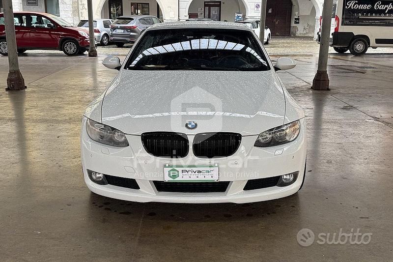 Usata BMW 320 Cabriolet 177 CV (130 kW) 2009 Bianco Cabrio