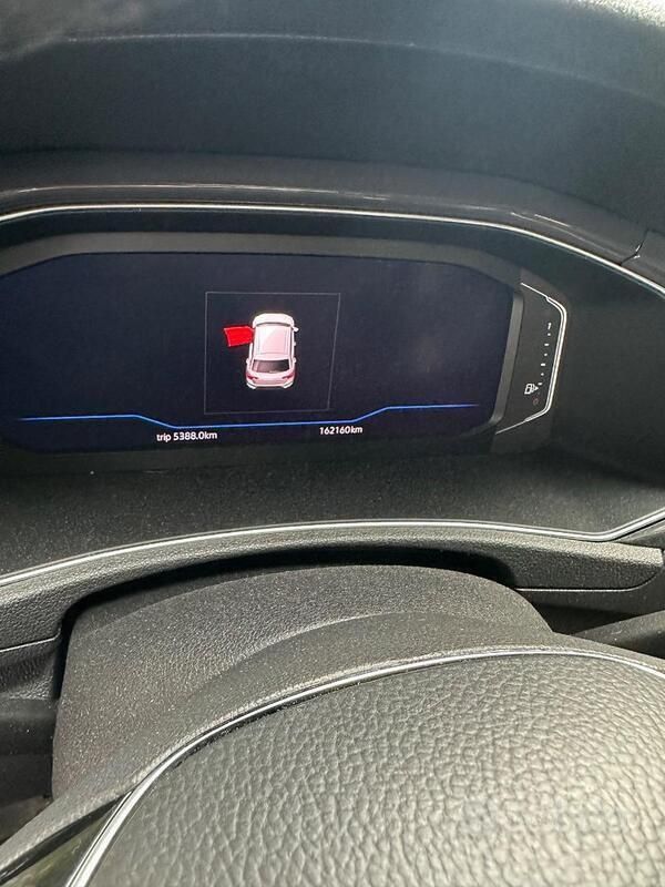 Usata VW T-Roc 150 CV (110 kW) 2019 Nero SUV