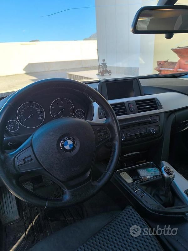 Usata BMW 320 136 CV (100 kW) 2015 Blu Station wagon