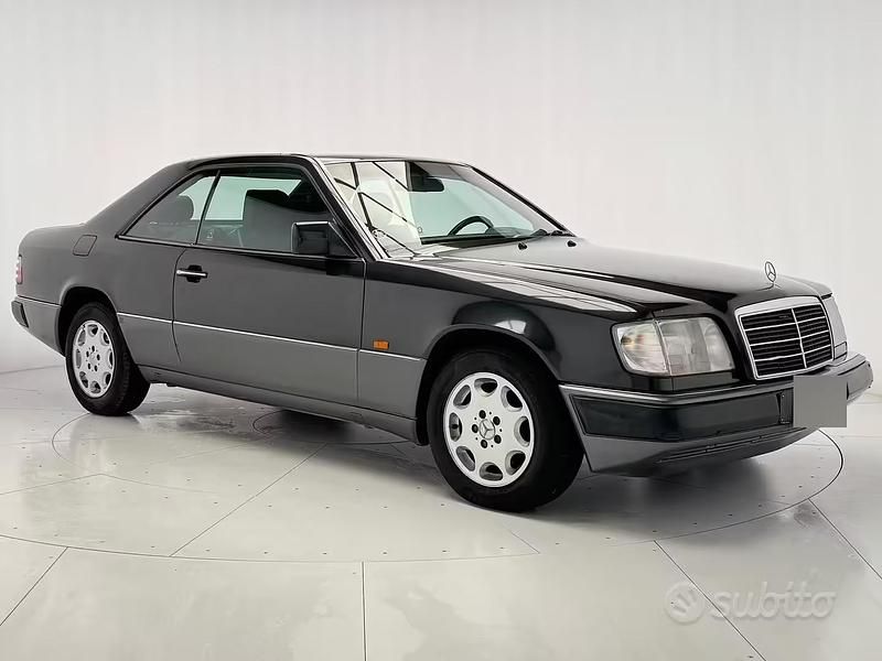 Usata Mercedes 200 136 CV (100 kW) 1993 Nero Coupé