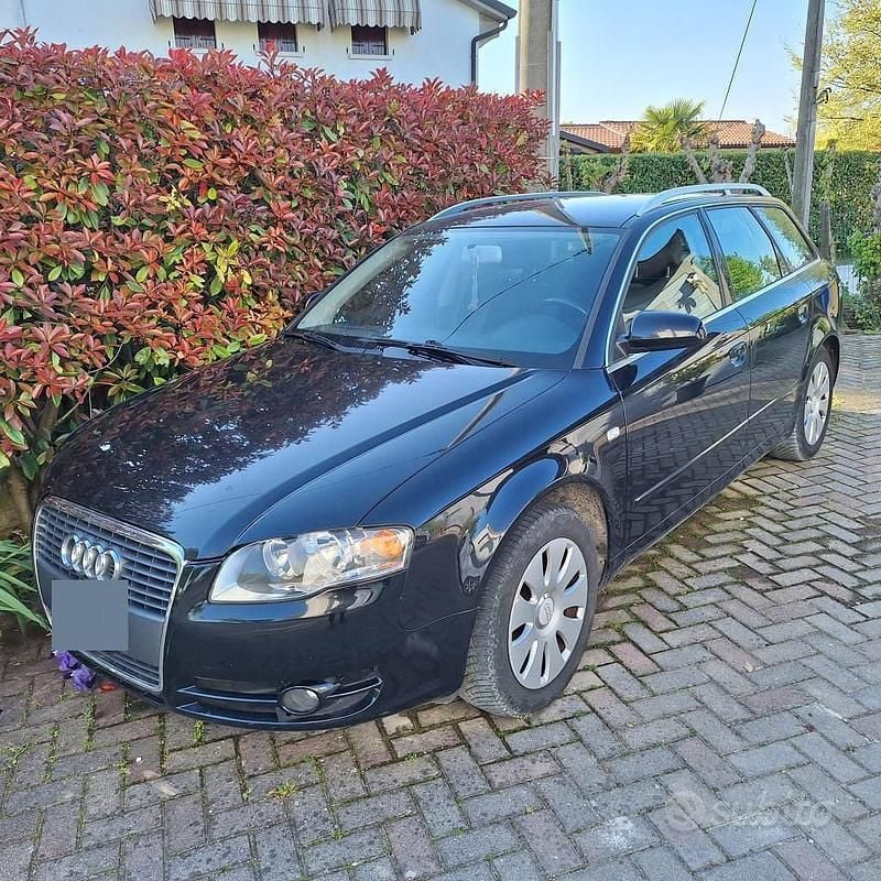 Usata Audi A4 116 CV (85 kW) 2006 Nero Station wagon