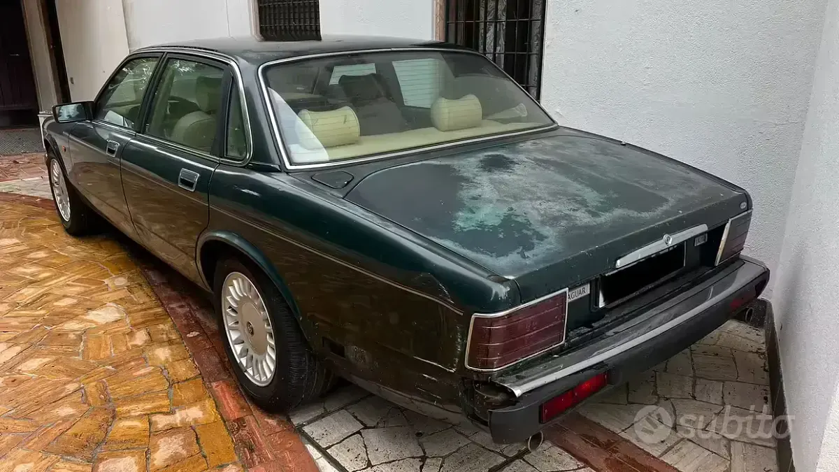 Usata Jaguar XJ12 1995 Verde Berlina