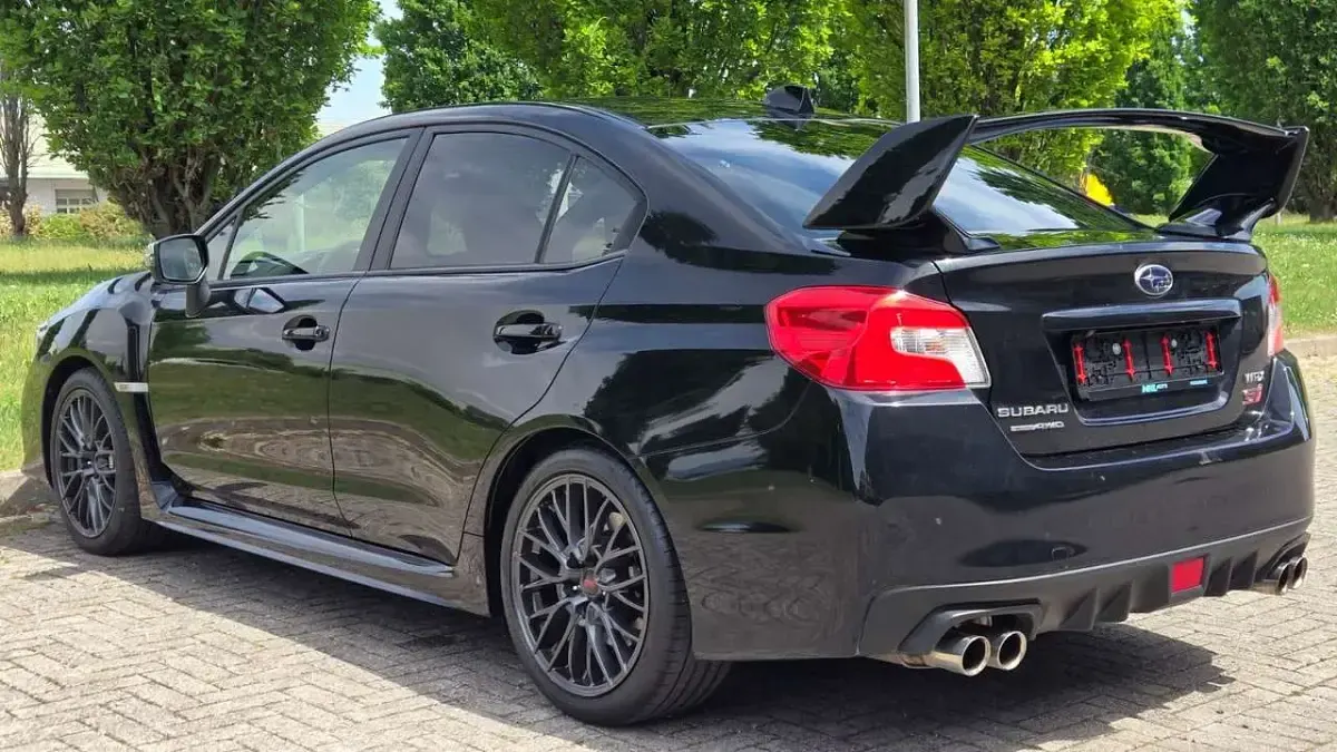 Usata Subaru Impreza 300 CV (220 kW) 2016 Nero Berlina
