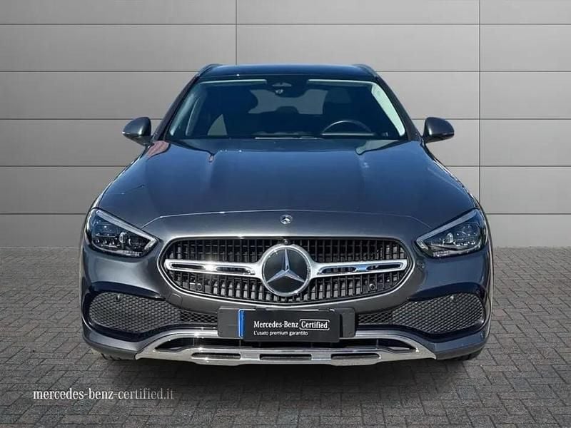 Begagnad Mercedes C220 Premium Plus 197 HK (144 kW) 2023 Grå Kombi