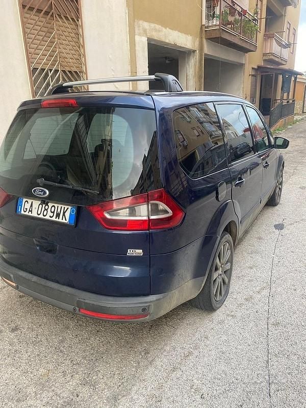 Begagnad Ford Galaxy 2006 Blå Minibuss