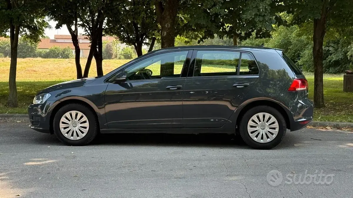 Usata VW Golf VII 90 CV (66 kW) 2017 Grigio Berlina