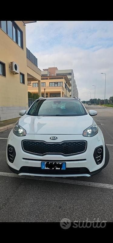Usata Kia Sportage 116 CV (85 kW) 2016 Bianco SUV