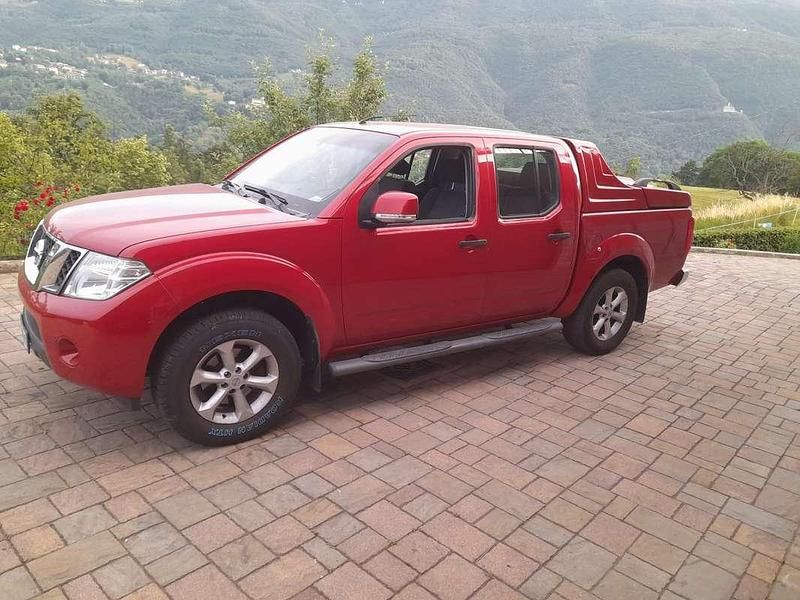 Second-hand Nissan Navara 190 CP (139 kW) 2011 Pickup