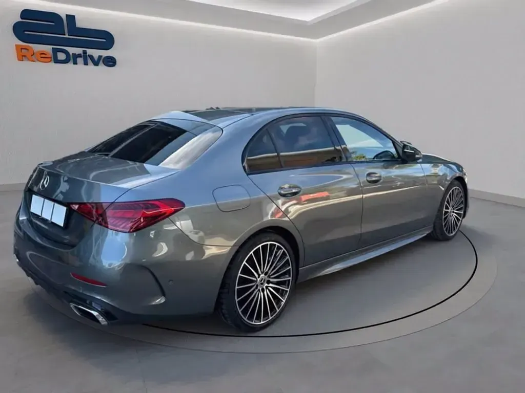 Usata Mercedes C220 AMG Line Premium 200 CV (147 kW) 2025 Grigio manatthan metalizzato Berlina