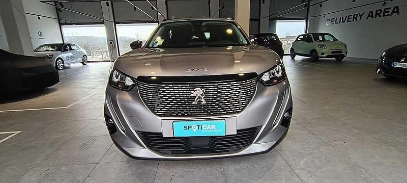 Usata Peugeot 2008 Allure 131 CV (96 kW) 2022 Grigio SUV