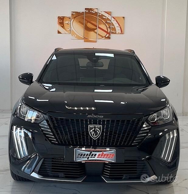 Usata Peugeot 2008 Allure 131 CV (96 kW) 2025 Nero SUV