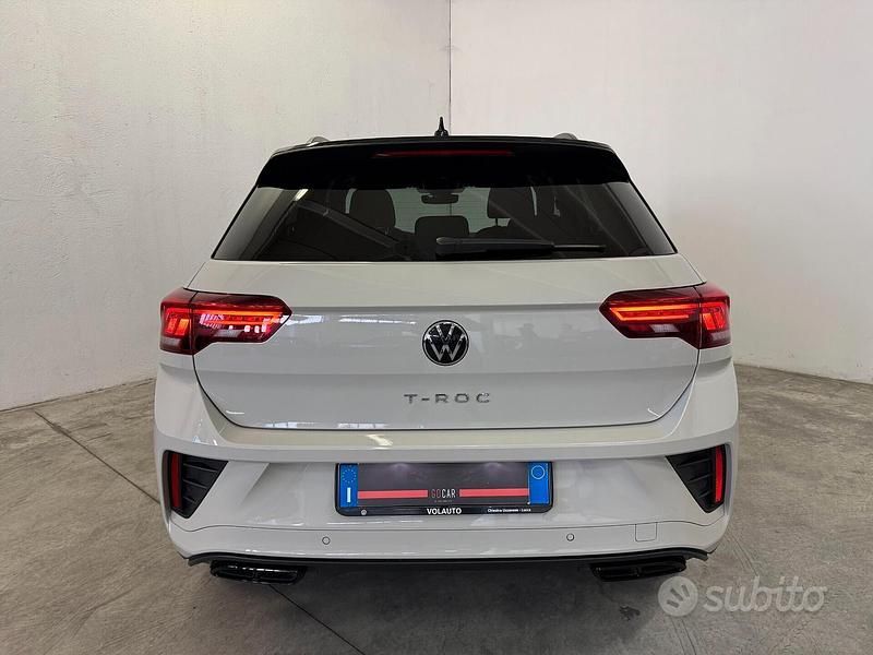Usata VW T-Roc R-line 110 CV (80 kW) 2023 Grigio SUV