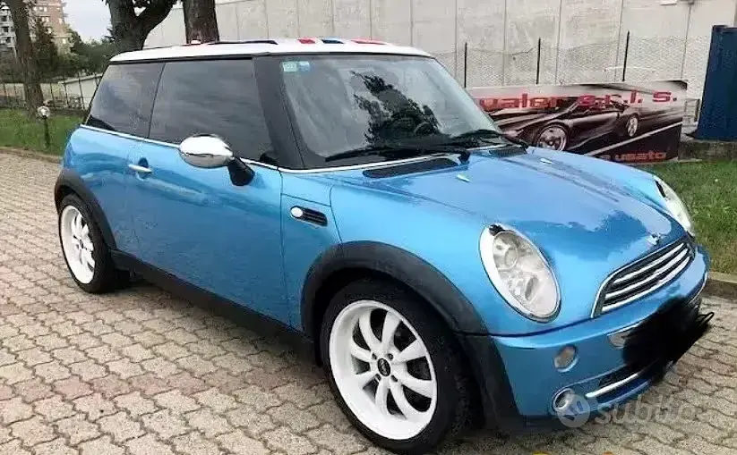 Usata Mini Cooper 116 CV (85 kW) 2004 Bluazzurro Utilitaria