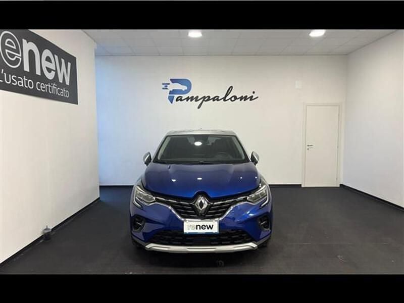 Second-hand Renault Captur Intens 160 CP (117 kW) 2020 Albastru SUV