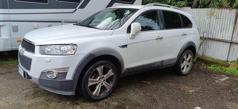 Usata Chevrolet Captiva LTZ 184 CV (135 kW) 2011 Bianco SUV